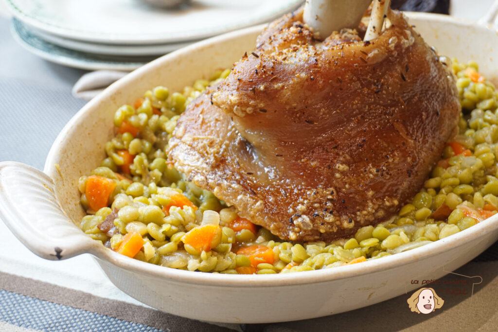 Comment faire cuire la saucisse de couenne : astuces et recettes infaillibles pour un plat savoureux